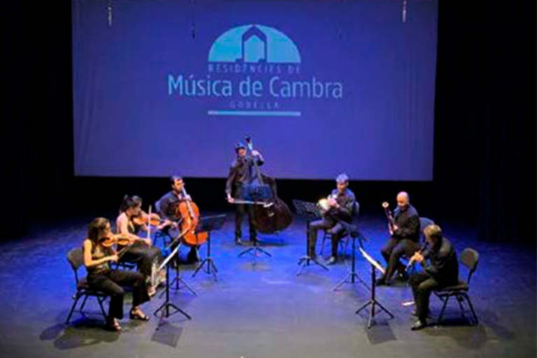2-musicos-valencianosSizes